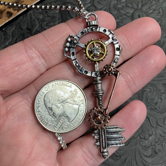 Steampunk Skeleton Key Gear Pendant Necklace - Picture 5 of 5